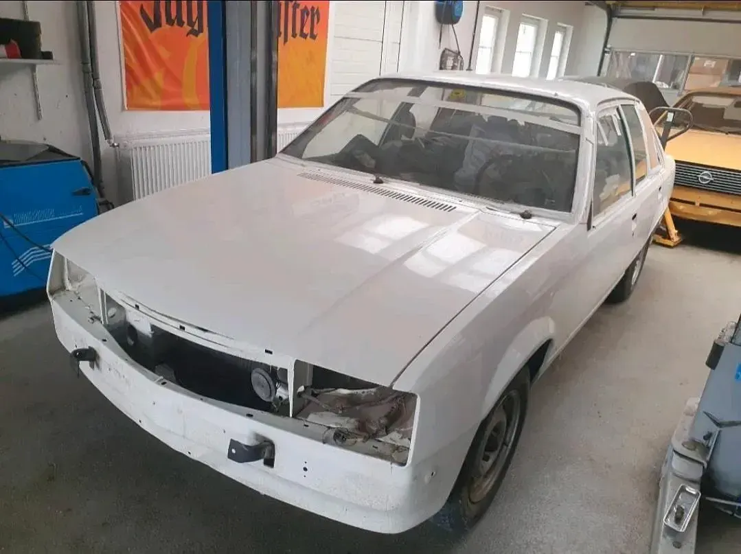 Gebraucht Opel Rekord 100 PS (73 kW) 1981 Weiß Limousine