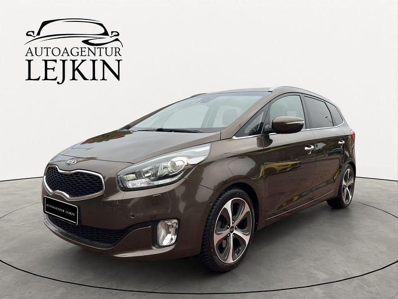 Braun Gebraucht 2014 Kia Carens Spirit Van / Kleinbus | 9.990 € (Fairer Preis) - Bild 1/4