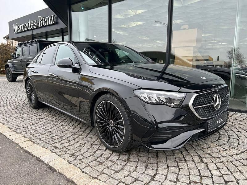 Gebraucht Mercedes E220 AMG 197 PS (144 kW) 2024 Schwarz Limousine
