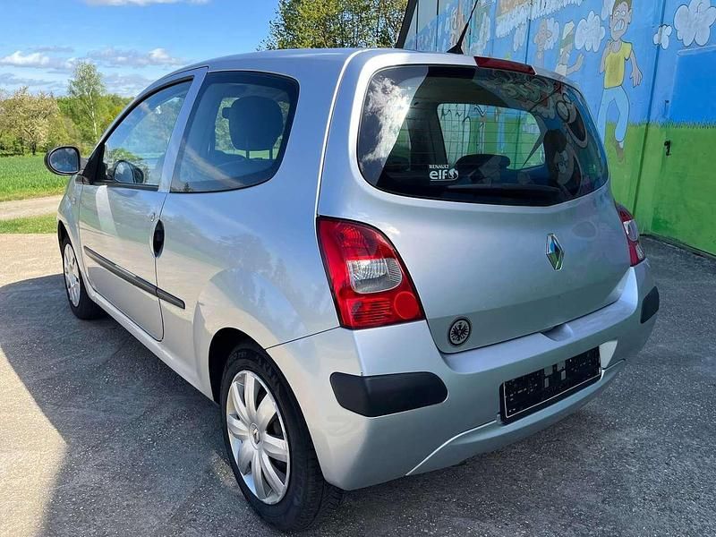 Gebraucht Renault Twingo Authentique 58 PS (42 kW) 2009 Platingrau Kleinwagen