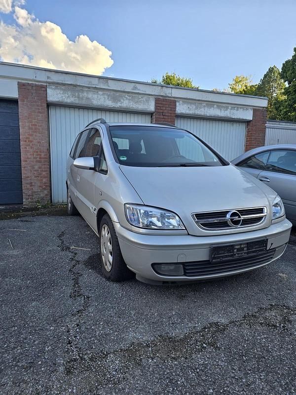 Silber Gebraucht 2004 Opel Zafira Van / Kleinbus | 500 € (Superpreis) - Bild 1/4