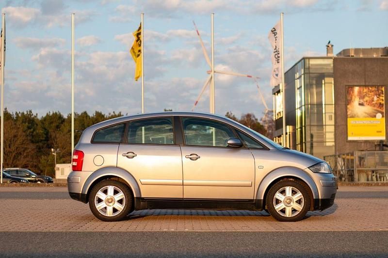 Gebraucht Audi A2 75 PS (55 kW) 2005 Grau Kleinwagen