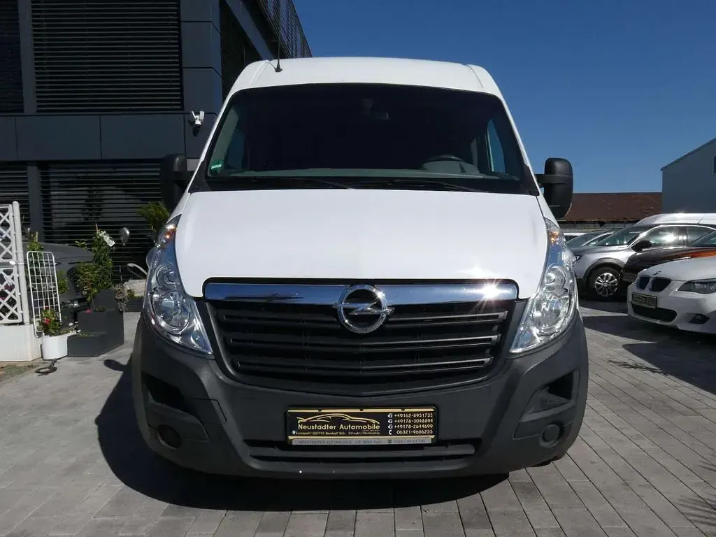 Używany Opel Movano 131 KM (96 kW) 2018 Biały Minivan