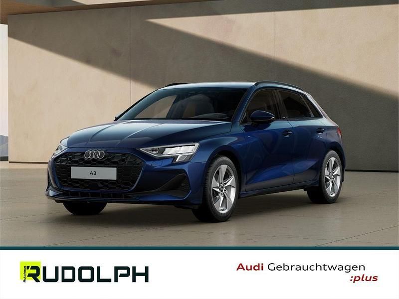 Gebraucht Audi A3 Ambiente 116 PS (85 kW) 2025 Blau Limousine
