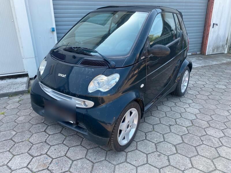 Schwarz Gebraucht 2003 Smart ForTwo Cabrio Cabrio | 899 € (Guter Preis) - Bild 1/4