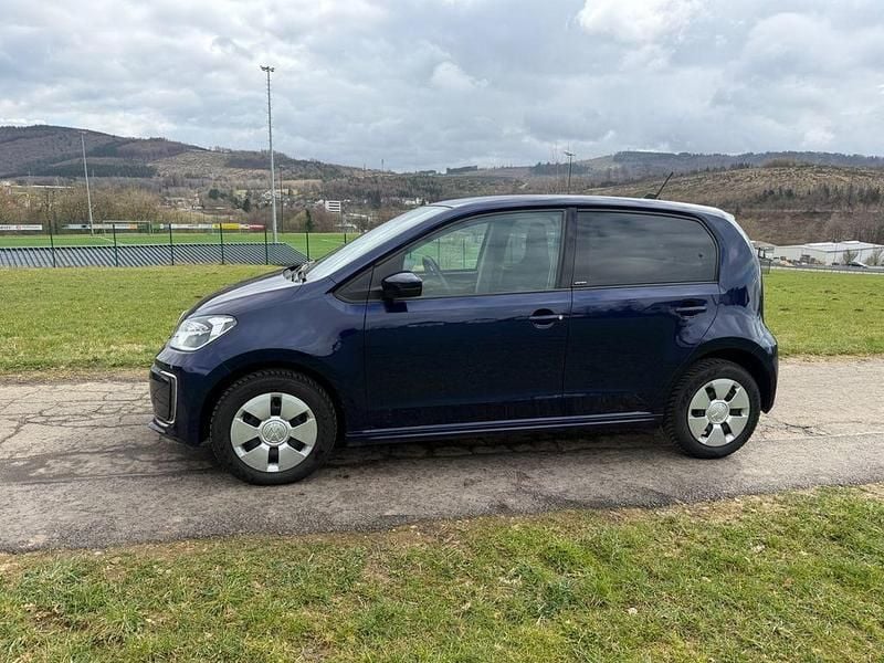 Gebraucht VW e-up! United 61 kW (83 PS) 2021 Braun Kleinwagen