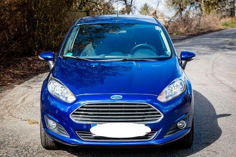 Gebraucht Ford Fiesta SYNC Edition 101 PS (74 kW) 2014 Blau Kleinwagen