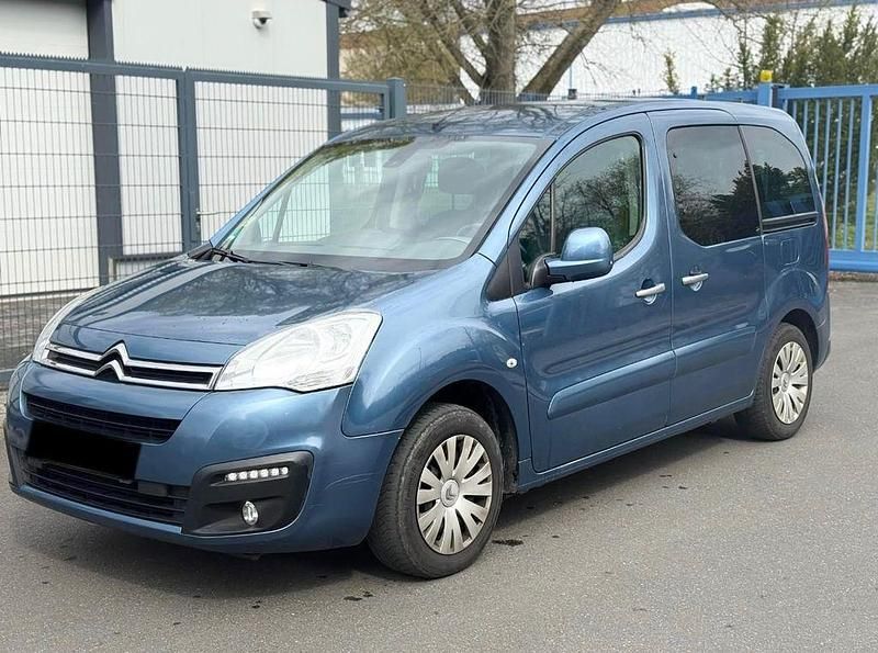 Gebraucht Citroën Berlingo PureTech 110 PS (80 kW) 2017 Blau Van / Kleinbus