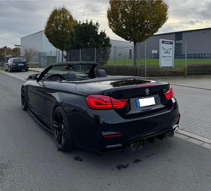 Schwarz Gebraucht 2018 BMW M4 Cabriolet Competition Edition Cabrio | 47.000 € (Etwas zu teuer) - Bild 1/4
