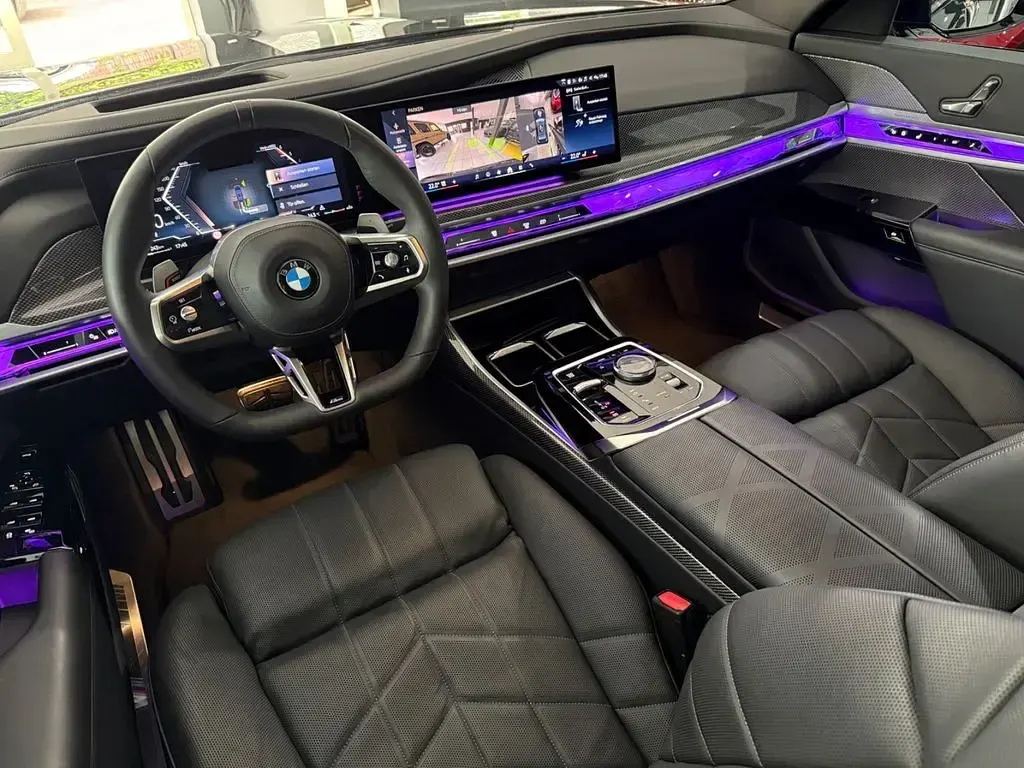 Gebraucht BMW 740 Executive 286 PS (210 kW) 2023 Schwarz Limousine