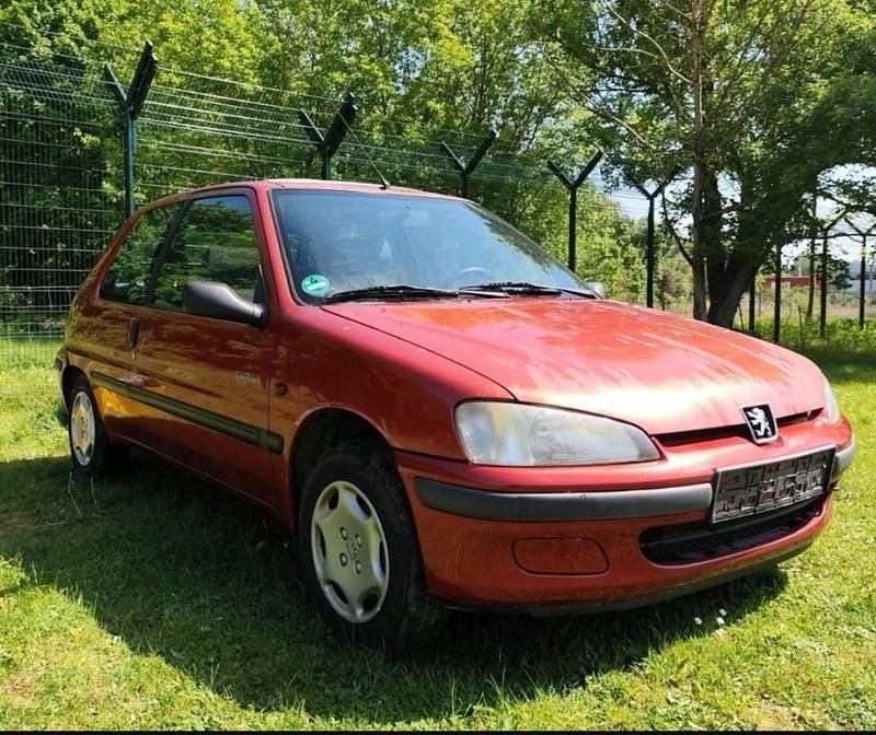 Rot Gebraucht 1998 Peugeot 106 Kleinwagen | 349 € (Superpreis) - Bild 1/4