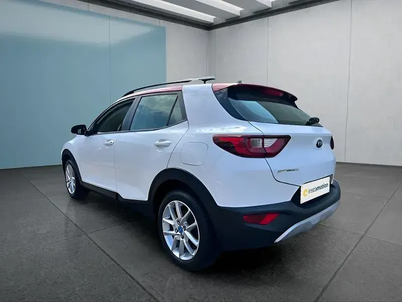 Gebraucht Kia Stonic 120 PS (88 kW) 2021 Weiß SUV
