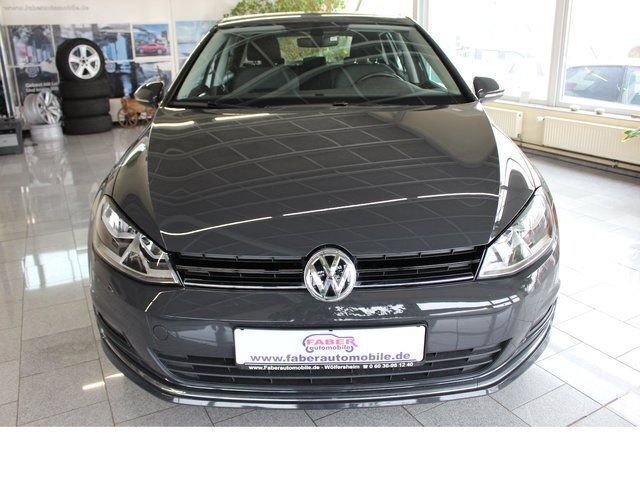 Second-hand VW Golf VII Highline 150 CP (110 kW) 2017 Gri Berlinǎ