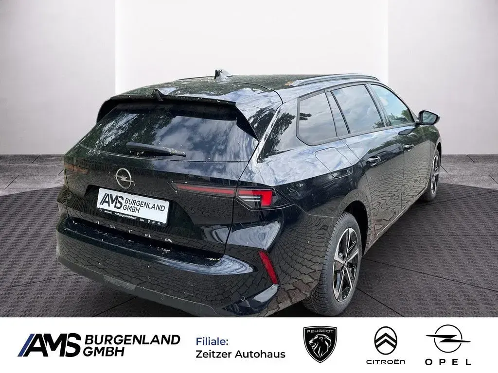 Neu Opel Astra Edition 131 PS (96 kW) 2026 Schwarz Kombi