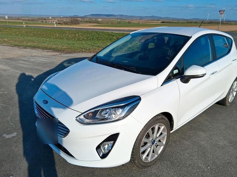 Gebraucht Ford Fiesta Titanium 85 PS (62 kW) 2017 Weiß Limousine