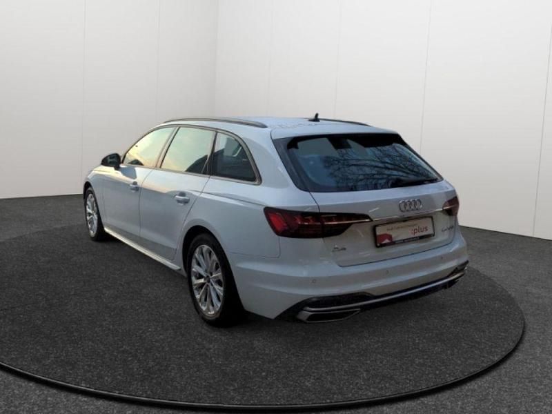 Gebraucht Audi A4 Advanced 204 PS (150 kW) 2022 Weiss Kombi