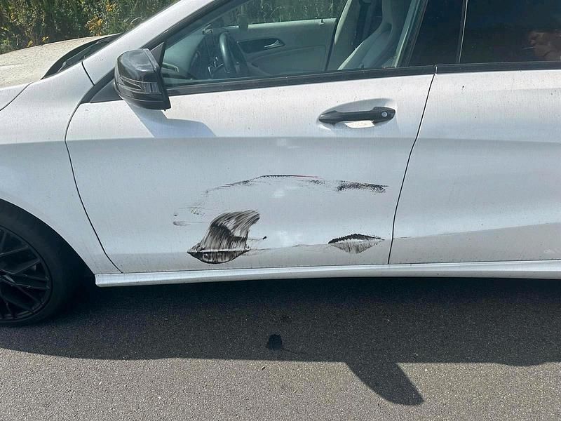 Gebraucht Mercedes CLA180 120 PS (88 kW) 2017 Weiß Limousine