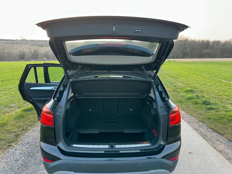 Gebraucht BMW X1 Performance 190 PS (139 kW) 2015 Schwarz SUV