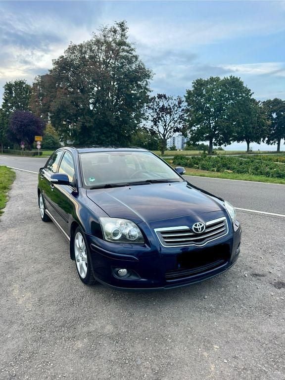 Blau Gebraucht 2009 Toyota Avensis Executive Limousine | 6.000 € (Fairer Preis) - Bild 1/4