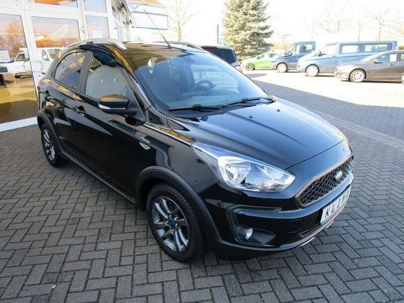 Gebraucht Ford Ka 86 PS (63 kW) 2018 Schwarz Limousine
