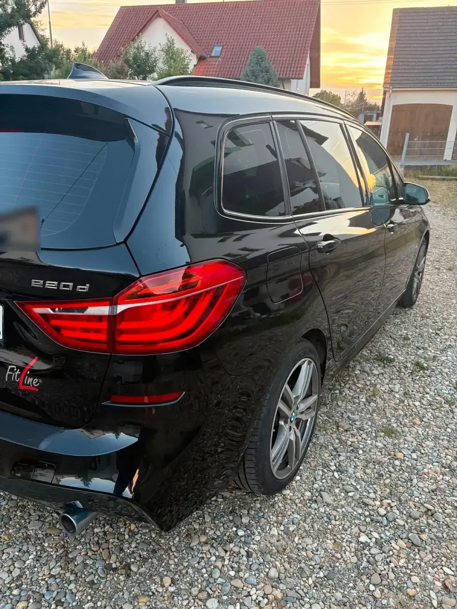 Gebraucht BMW 220 M Sport 190 PS (139 kW) 2015 Schwarz Van / Kleinbus