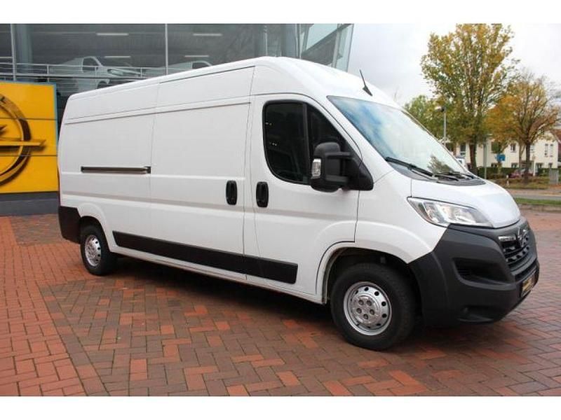 Gebraucht Opel Movano Edition 140 PS (102 kW) 2023 Casablancaweiss Van