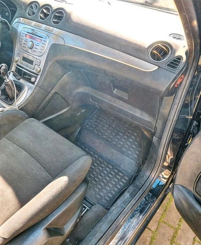 Gebraucht Ford S-MAX S 116 PS (85 kW) 2009 Schwarz Van / Kleinbus