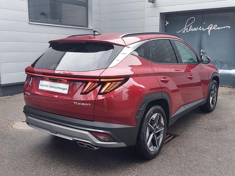 Neu Hyundai Tucson GO! 159 PS (116 kW) 2025 Rot SUV