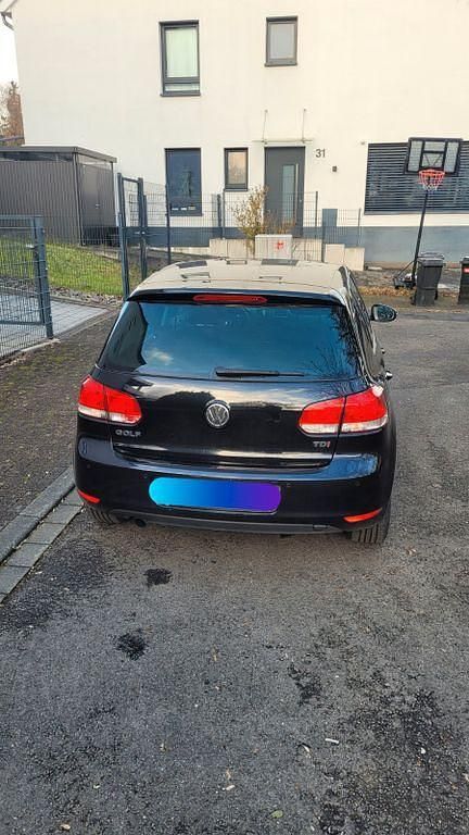 Gebraucht VW Golf VI Trendline 105 PS (77 kW) 2011 Schwarz Kleinwagen