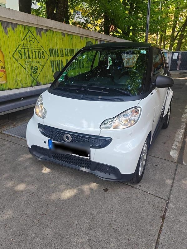 Weiß Gebraucht 2012 Smart ForTwo Coupé Coupé | 3.990 € (Guter Preis) - Bild 1/4
