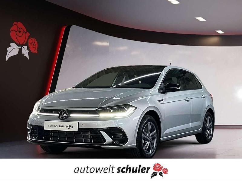 Reflexsilber metallic / schwa Gebraucht 2024 VW Polo R-line Limousine | 28.490 € (Teuer) - Bild 1/4