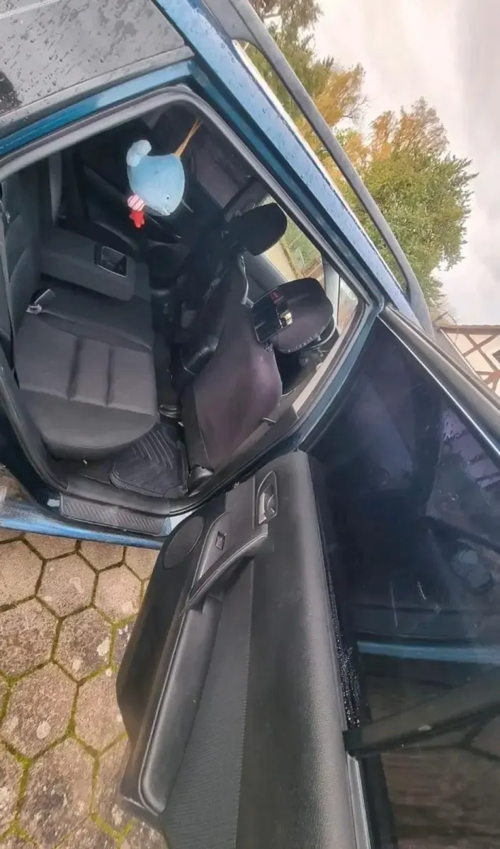 Gebraucht Mazda 6 120 PS (88 kW) 2006 Blau Kombi