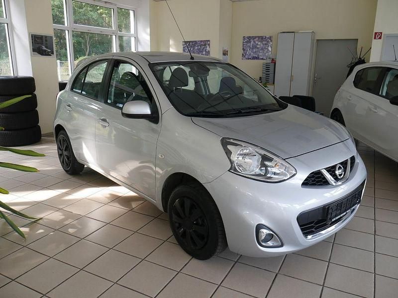 Gebraucht Nissan Micra Acenta 80 PS (58 kW) 2015 Silber Limousine