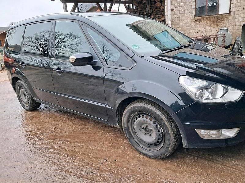 Gebraucht Ford Galaxy 140 PS (102 kW) 2012 Schwarz Van / Kleinbus
