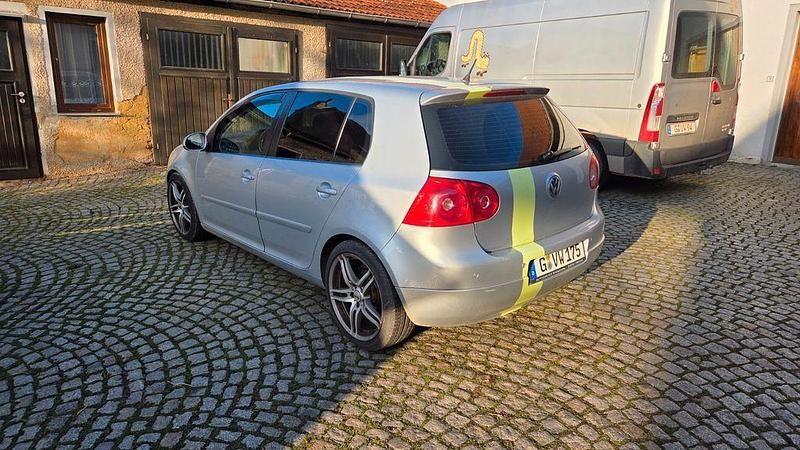 Gebraucht VW Golf V Goal 102 PS (75 kW) 2007 Silber Limousine