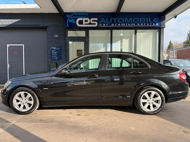 Gebraucht Mercedes C200 136 PS (100 kW) 2010 Schwarz Limousine