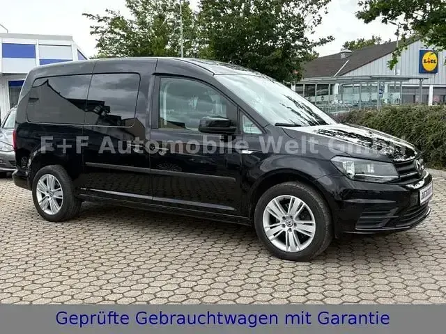 Gebraucht VW Caddy Maxi Trendline 102 PS (75 kW) 2015 Schwarz Van / Kleinbus