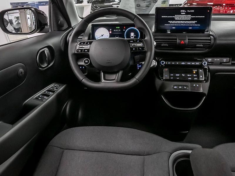 Neu Hyundai Inster Trend 85 kW (116 PS) 2026 Abyss black (schwarz) Kleinwagen