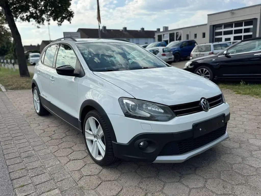 Gebraucht VW Polo Cross 90 PS (66 kW) 2014 Weiß Kleinwagen