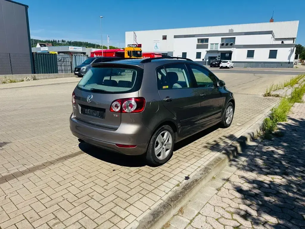 Gebraucht VW Golf VI Comfortline 122 PS (89 kW) 2009 Braun Kleinwagen