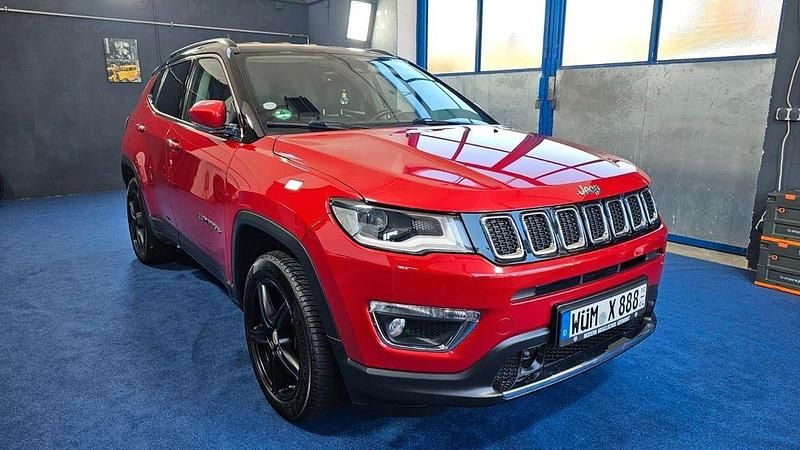 Rot Gebraucht 2018 Jeep Compass Limited SUV | 13.900 € (Superpreis) - Bild 1/4