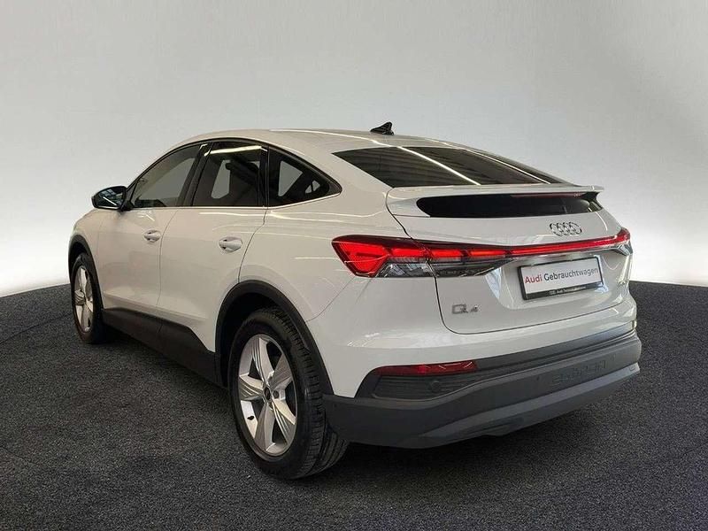 Gebraucht Audi Q4 e-tron 150 kW (204 PS) 2022 2y gletscherweiß metallic SUV