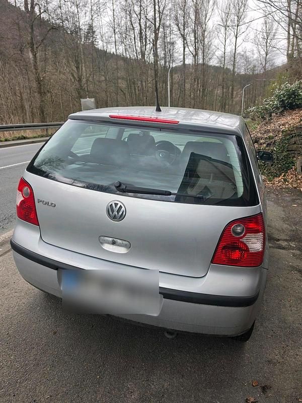 Gebraucht VW Polo 54 PS (39 kW) 2003 Silber Kleinwagen