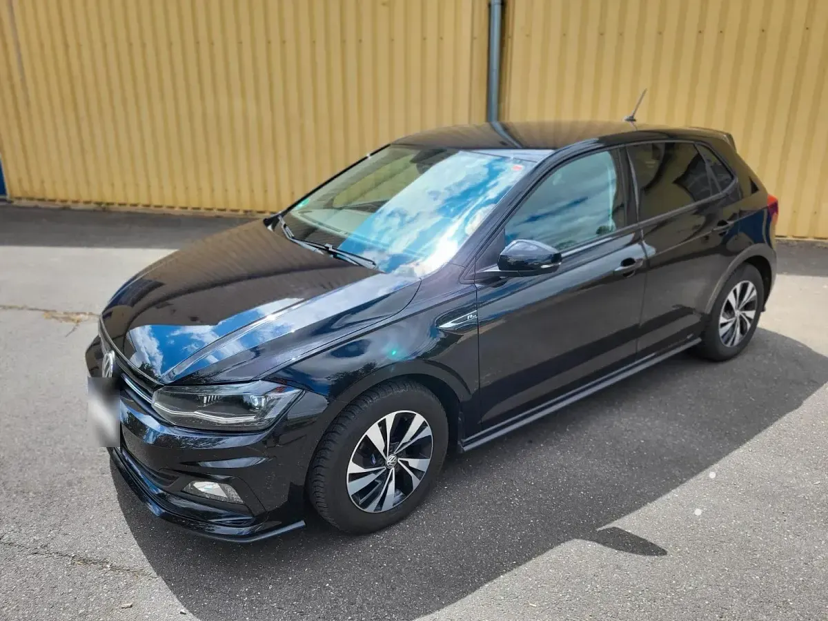 Gebraucht VW Polo 95 PS (69 kW) 2019 Schwarz Kleinwagen