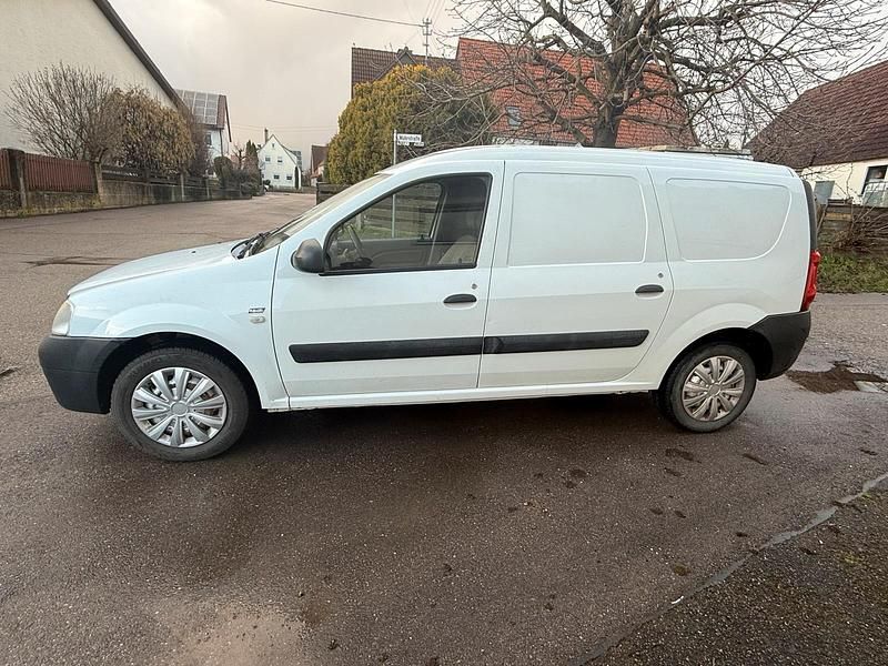 Gebraucht Dacia Logan 86 PS (63 kW) 2011 Weiß Limousine