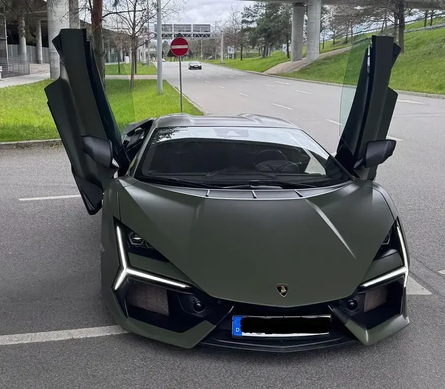 Gebraucht Lamborghini Revuelto 2025 Grün Coupé