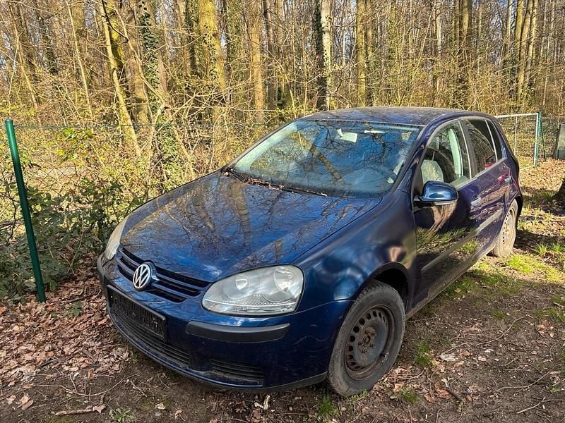 Gebraucht VW Golf IV 102 PS (75 kW) 2004 Blau Limousine
