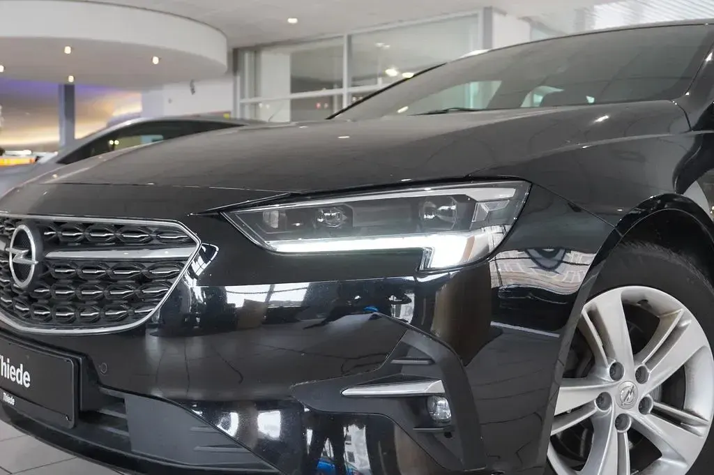 Gebraucht Opel Insignia Elegance 174 PS (127 kW) 2023 Diamant schwarz metallic Kombi