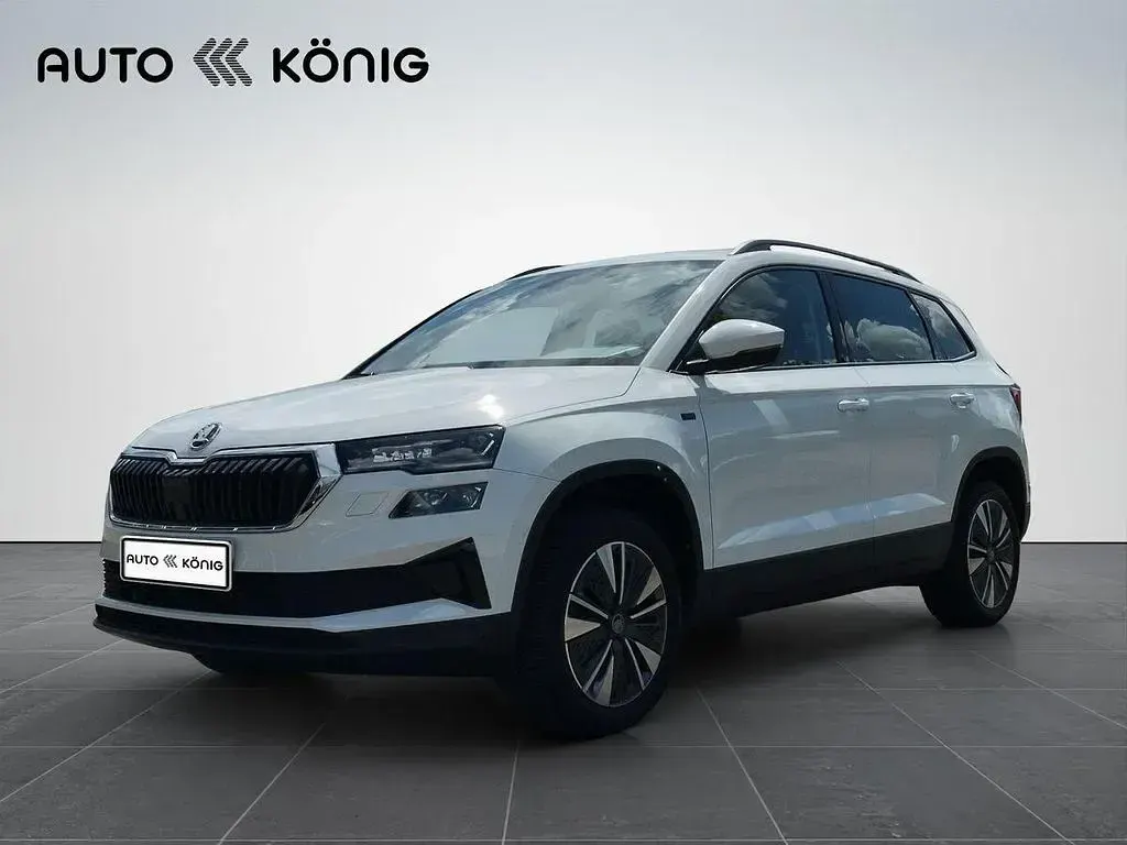 Gebraucht Skoda Karoq Selection 150 PS (110 kW) 2025 Moonweiß perleffekt SUV