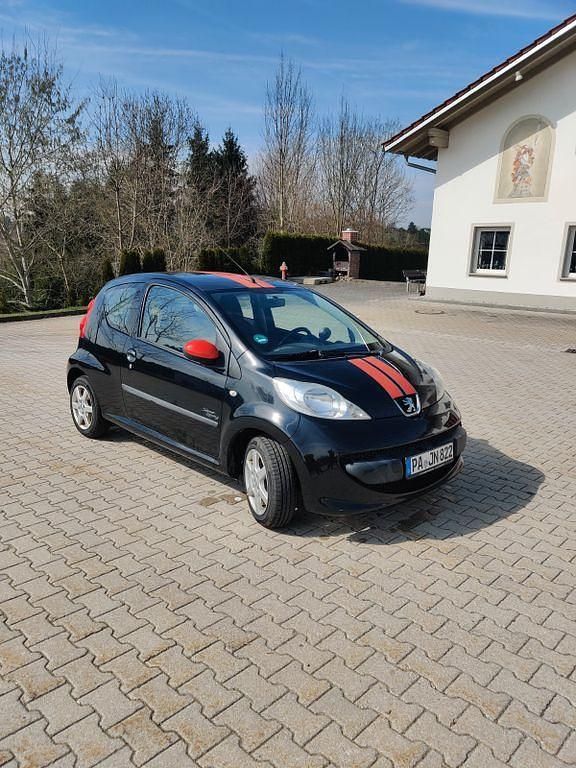 Gebraucht Peugeot 107 68 PS (50 kW) 2007 Schwarz Kleinwagen
